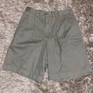 Perry Ellis khaki shorts